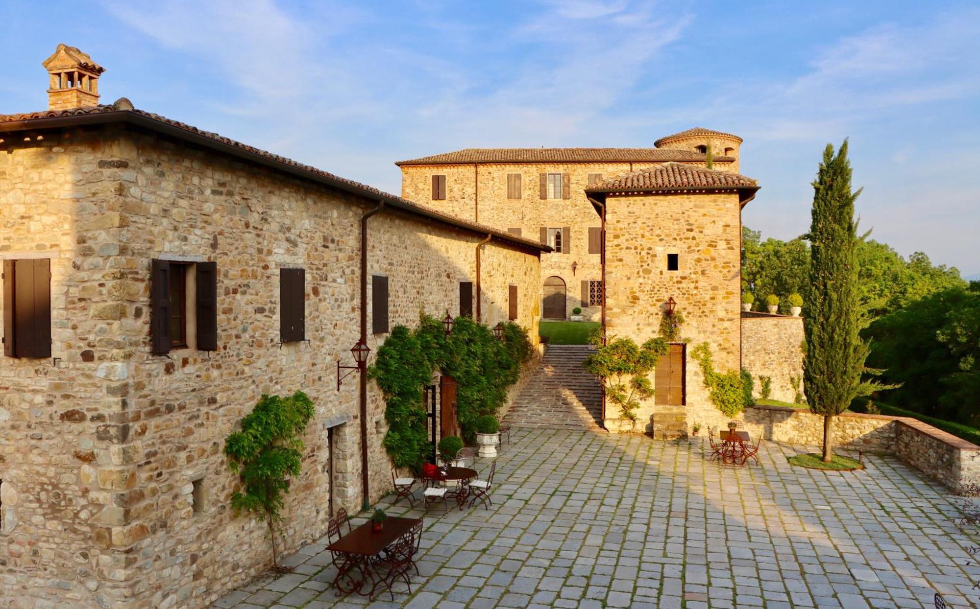 Вілла Castello Di Viano Екстер'єр фото