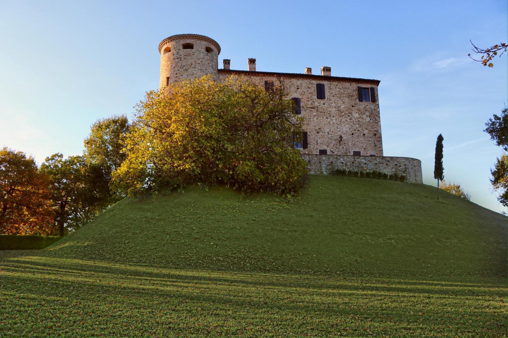 Вілла Castello Di Viano Екстер'єр фото