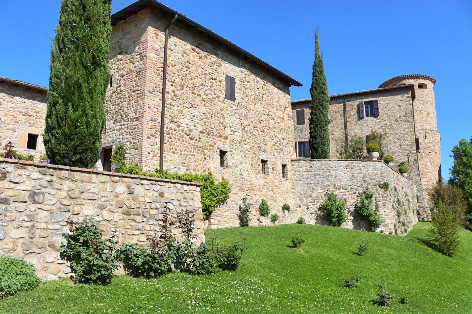 Вілла Castello Di Viano Екстер'єр фото
