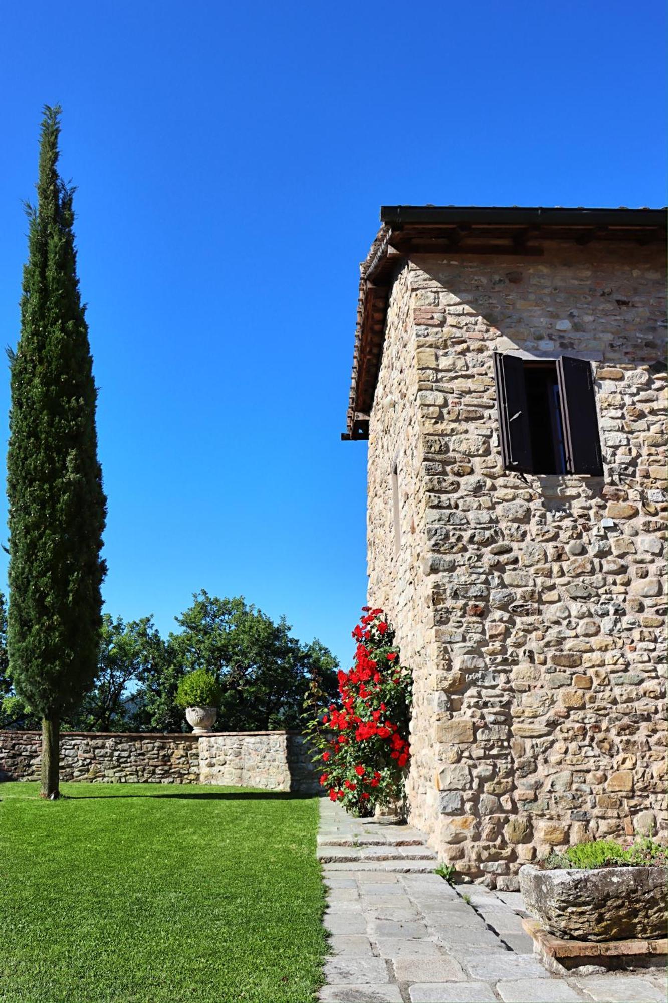Вілла Castello Di Viano Екстер'єр фото