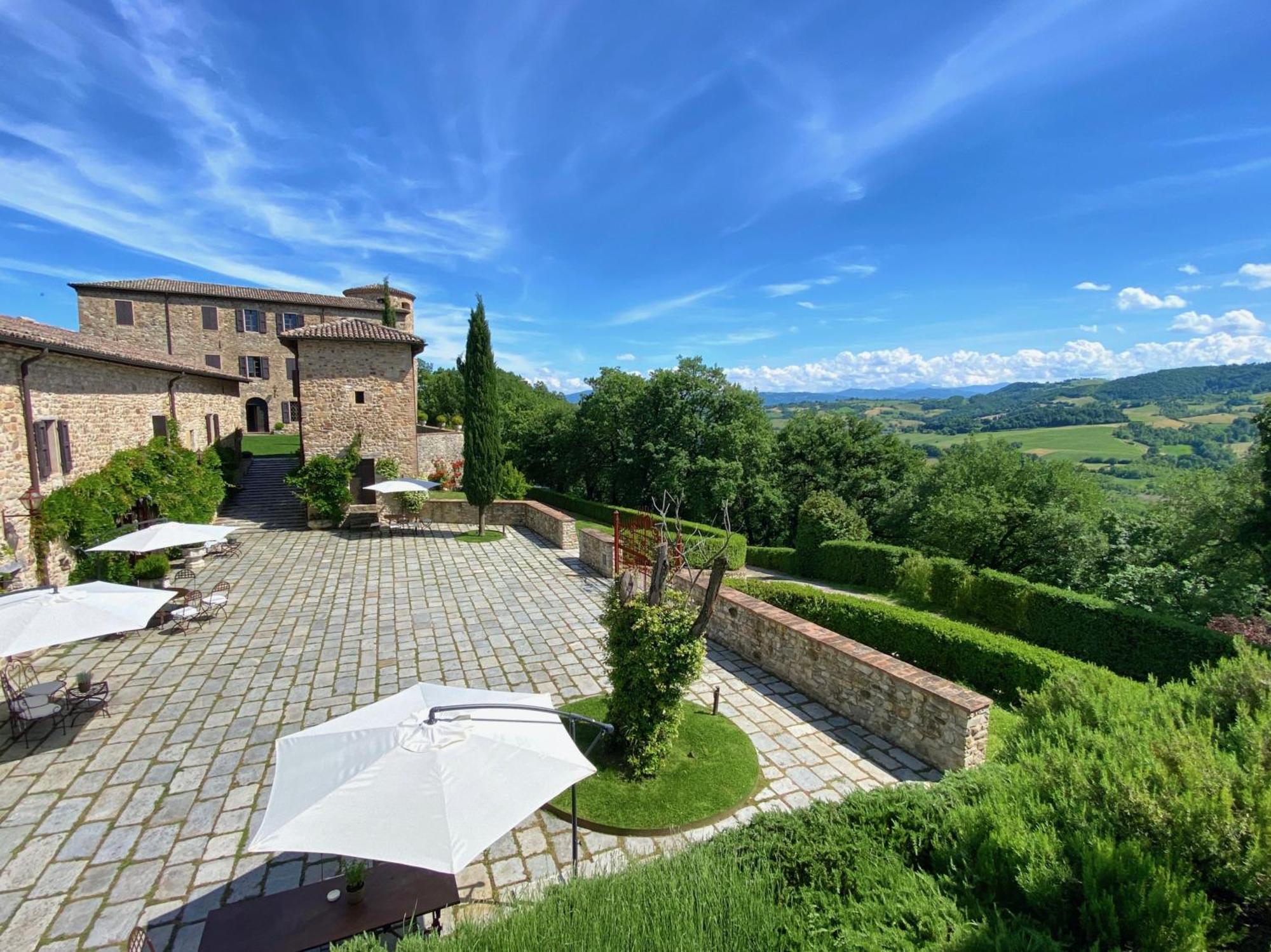 Вілла Castello Di Viano Екстер'єр фото